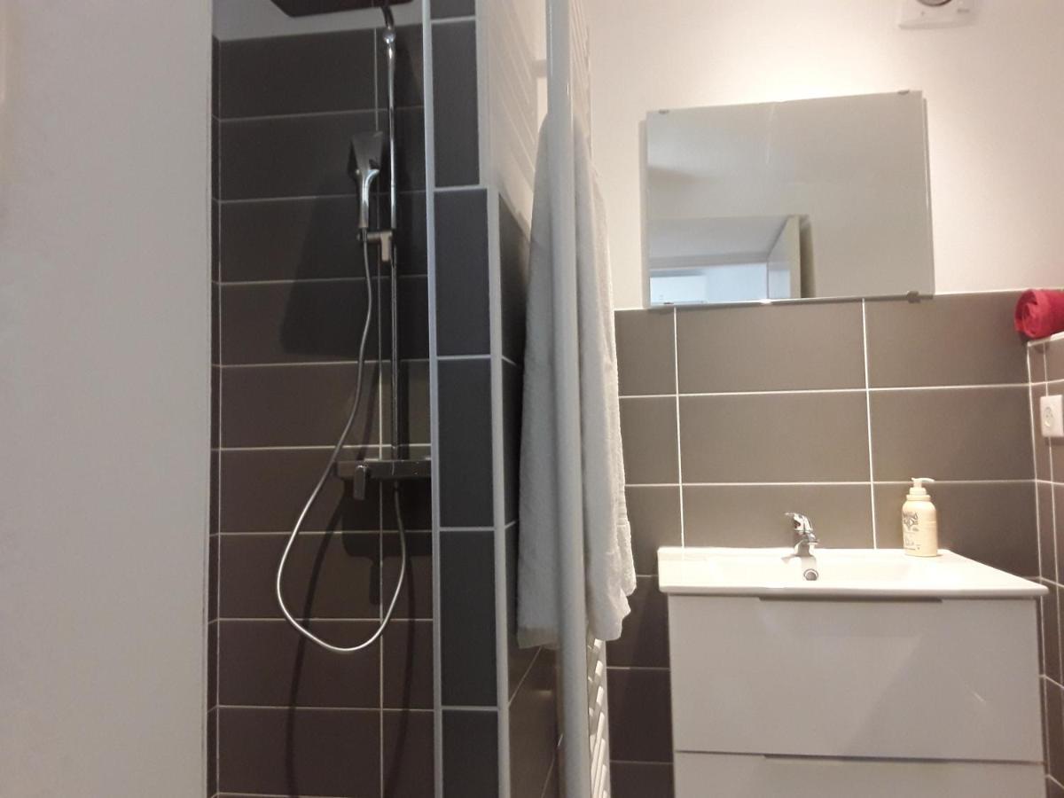Chambres D'Hotes Lovely Planette Nîmes Esterno foto