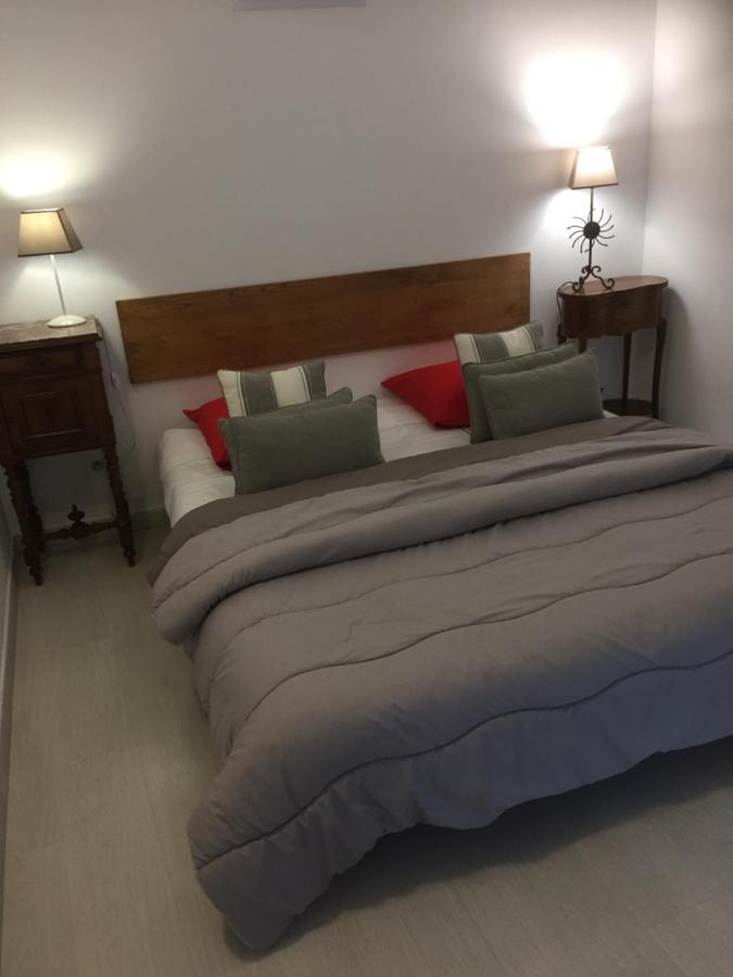Chambres D'Hotes Lovely Planette Nîmes Esterno foto